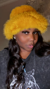 Lorie yellow Fur hat