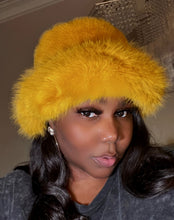 Load image into Gallery viewer, Lorie yellow Fur hat