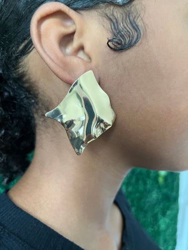 Sassy gold earrings